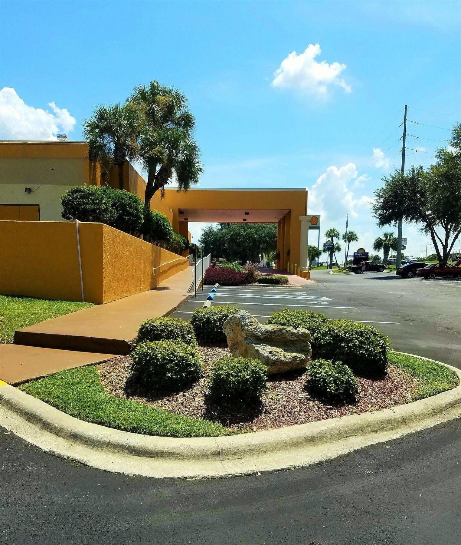 Days Inn & Suites By Wyndham Clermont Extérieur photo
