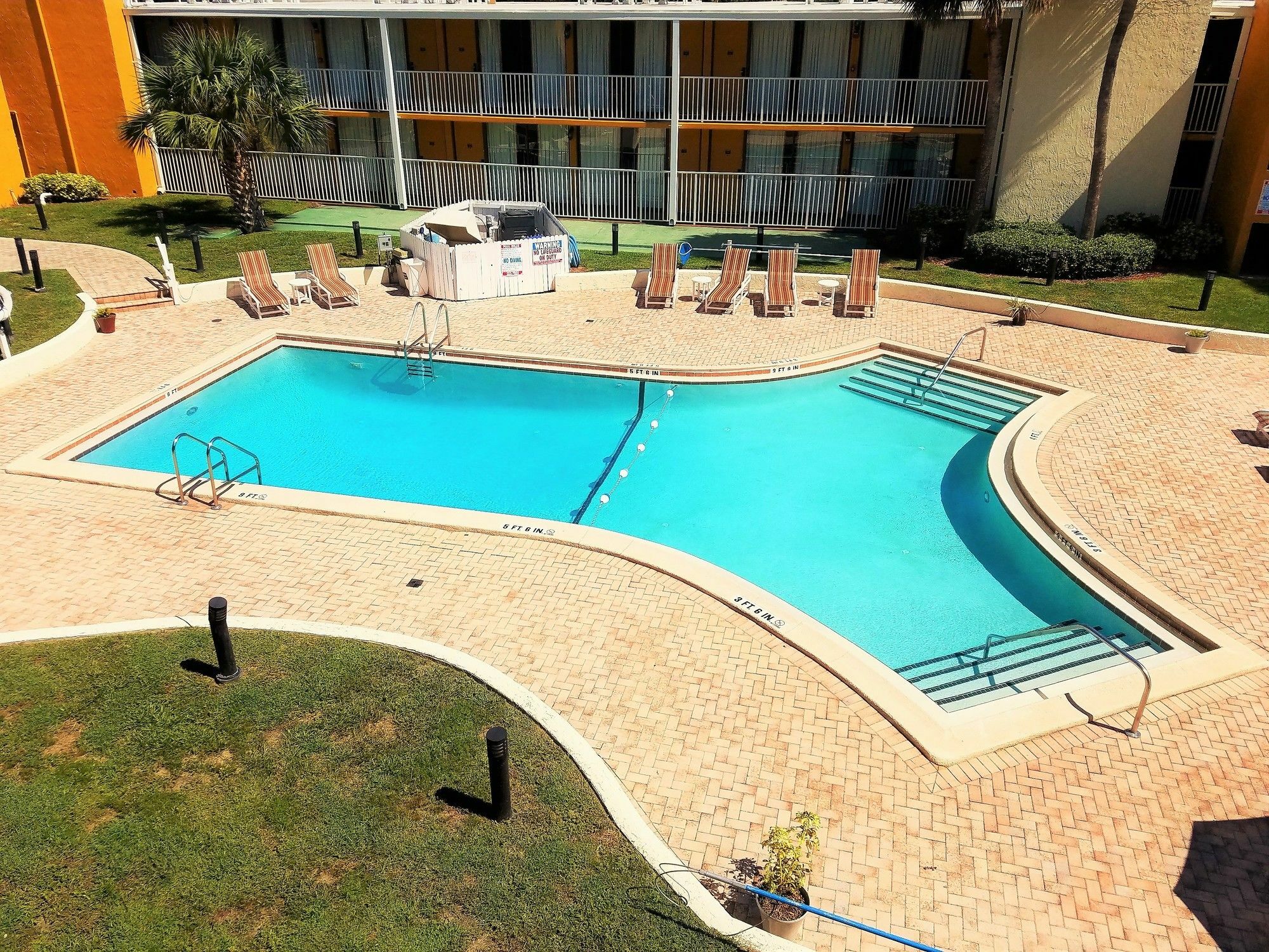 Days Inn & Suites By Wyndham Clermont Extérieur photo